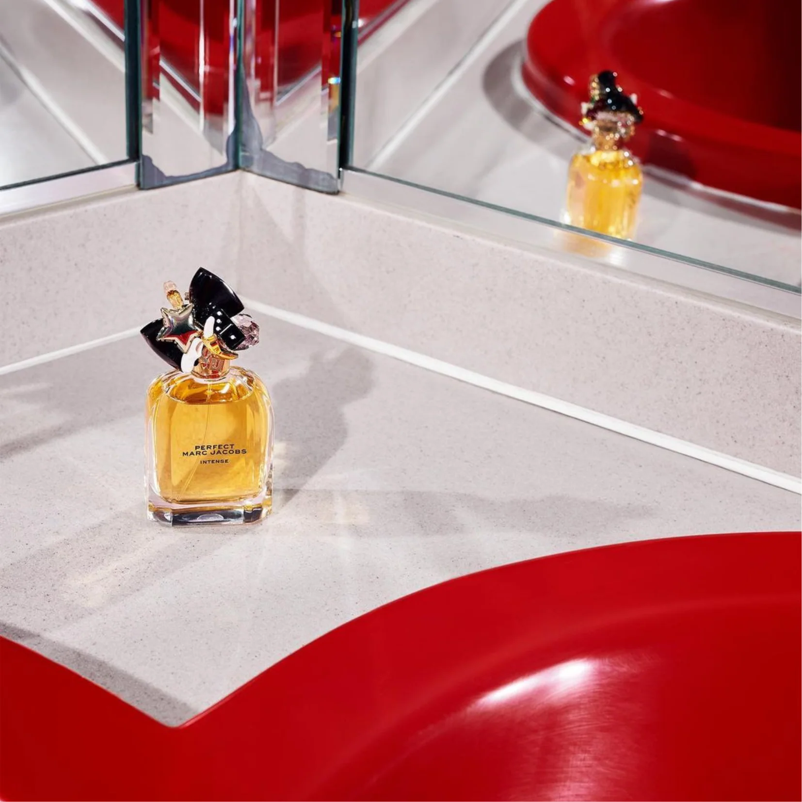 Marc Jacobs Perfect Intense Eau de Parfum for Women