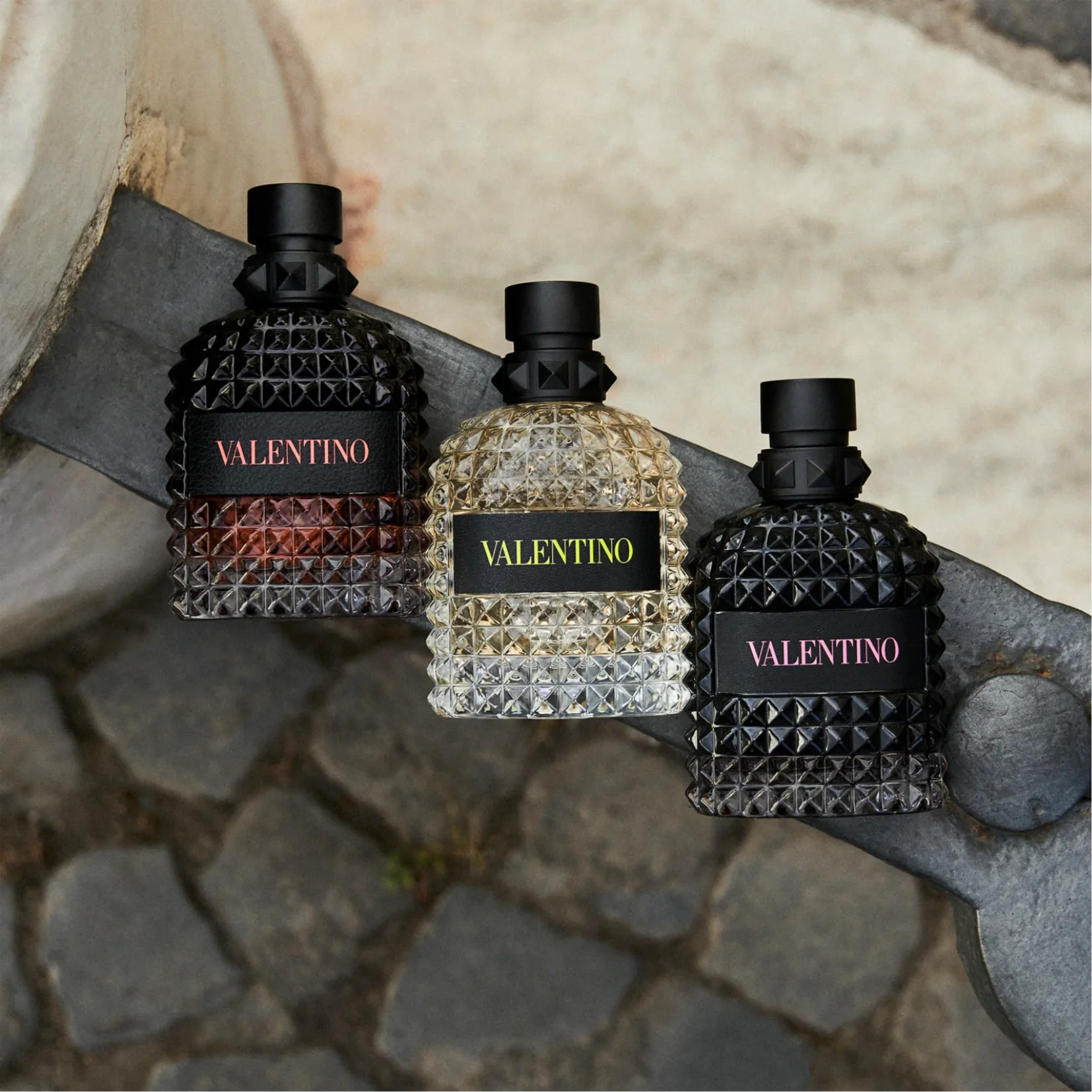 Valentino Born In Roma Coral Fantasy Uomo Eau de Toilette for Men - Image 3